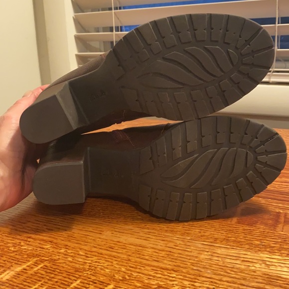 Clarks Softspots booties- excellent - Picture 7 of 8